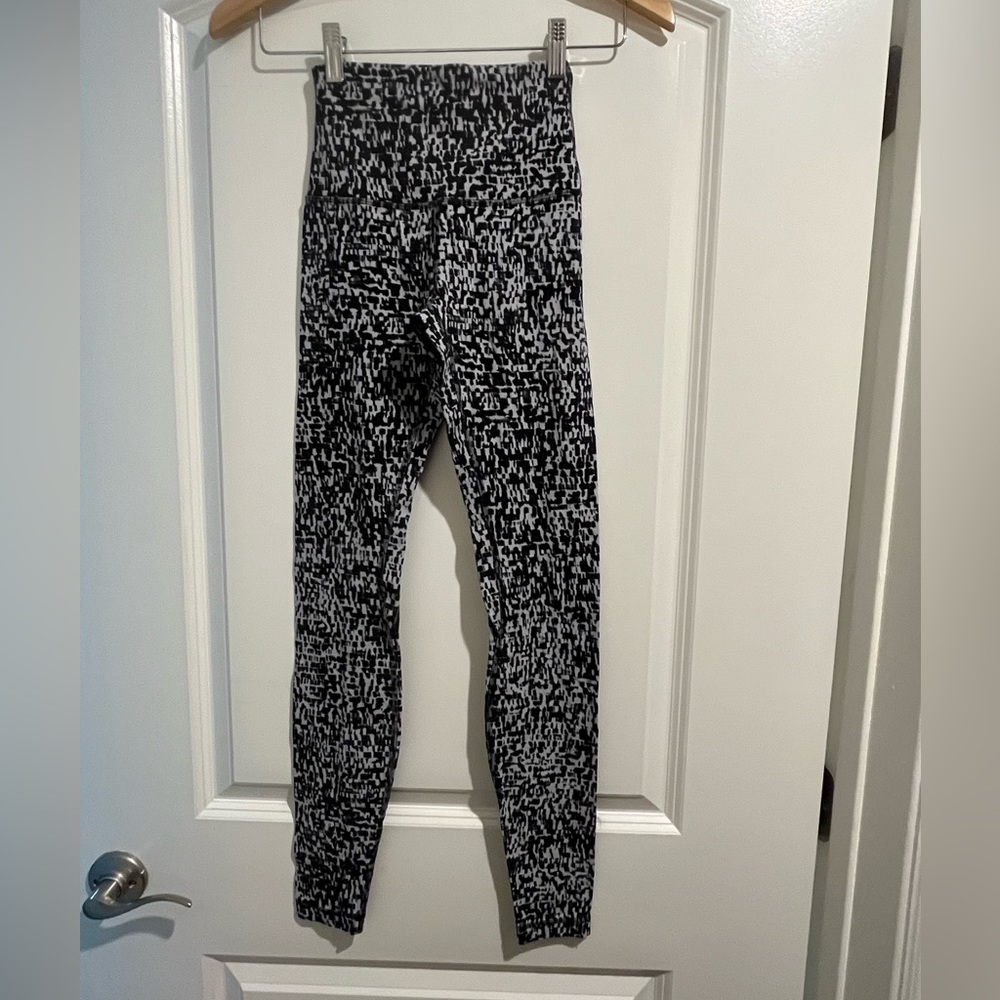 NWOT Lululemon Leggings
